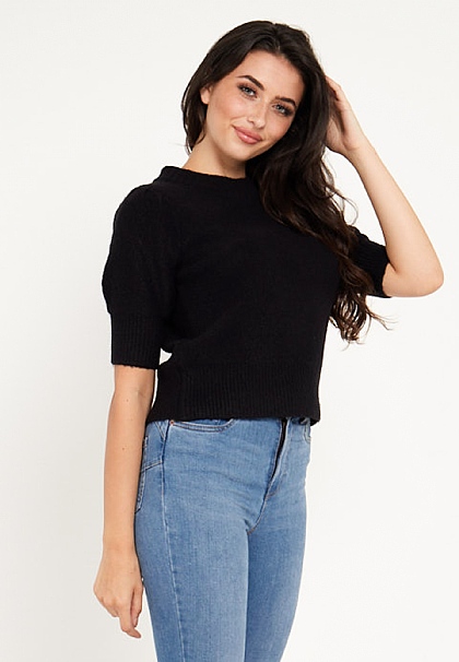 Short Sleeves Knitted Top in Black