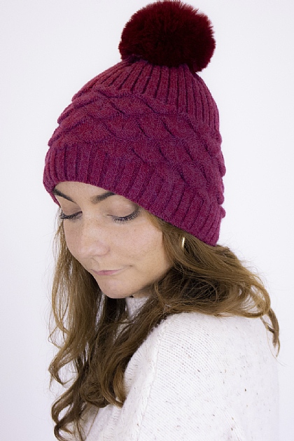 Maxi Knitted Pompom Beanie in Pink