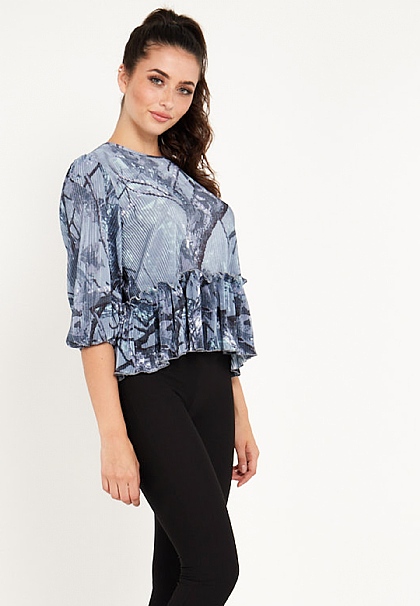 Pleated Frilled Printed Top in Purple Mauve